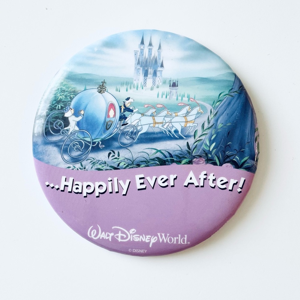 📍 5/$20 Walt Disney World Cinderella “Happily Ever After” Pin Button